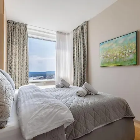 Panorama Castle And Danube View 아파트